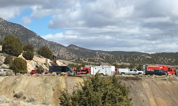 Investigators work to recover two bodies from a mine shaft near Eureka, March 28, 2018....