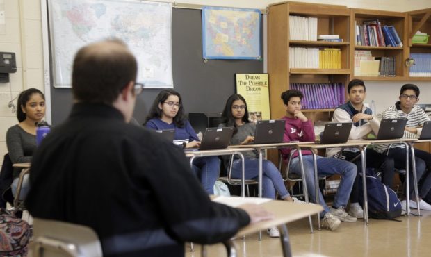 Stuart Wexler leads his Advanced Placement government class in a discussion at Hightstown High Scho...