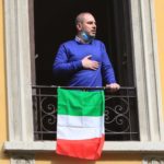 Italy sings anthem radio