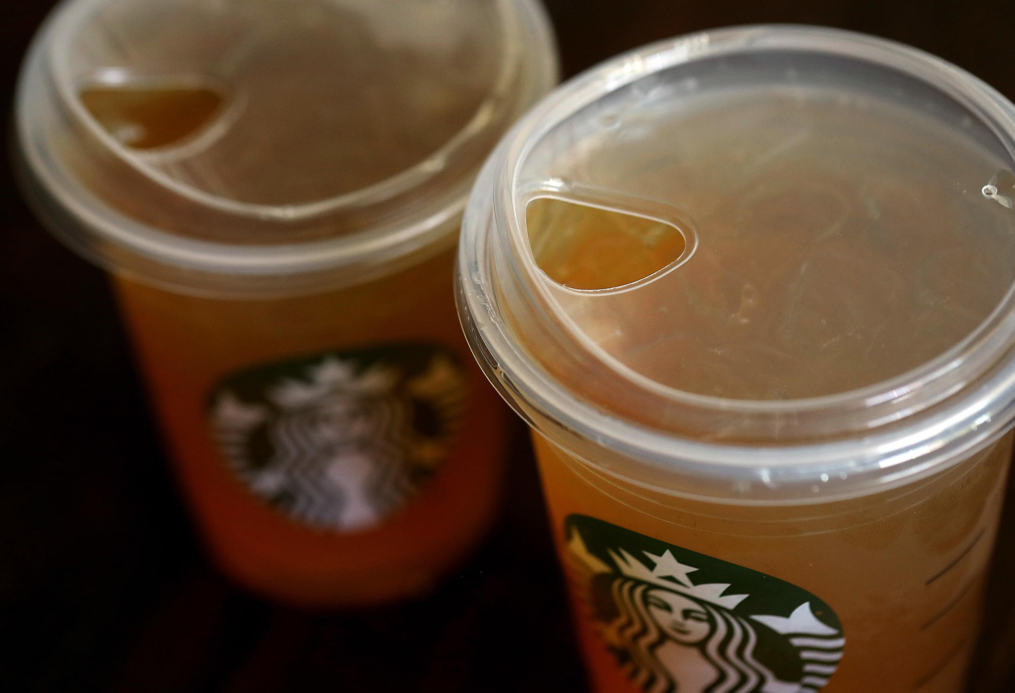 Starbucks to scrap plastic straws globally by 2020