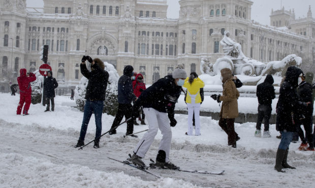 Snow blizzard kills 4, brings much of Spain to a standstill...