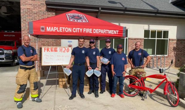Mapleton City Fire Department gives out free water amid boil order...