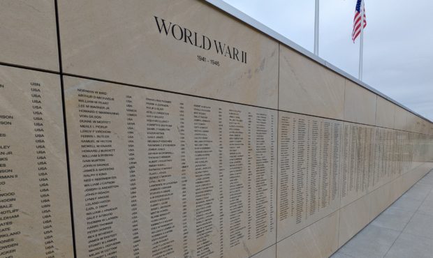 utah veterans day service war memorial wall...