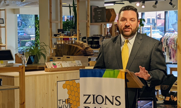 Zion's Bank Senior Economist Robert Spendlove gives national and local economic update at The Hive ...
