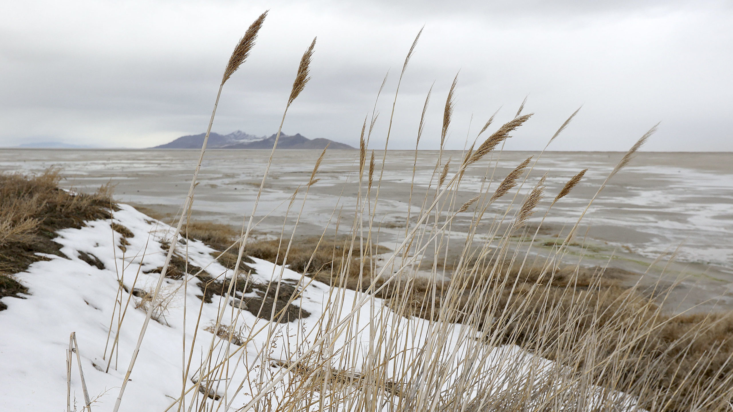 Snow covers the banks of the Great Salt Lake in Tooele County on Wednesday, Jan. 5, 2022....
