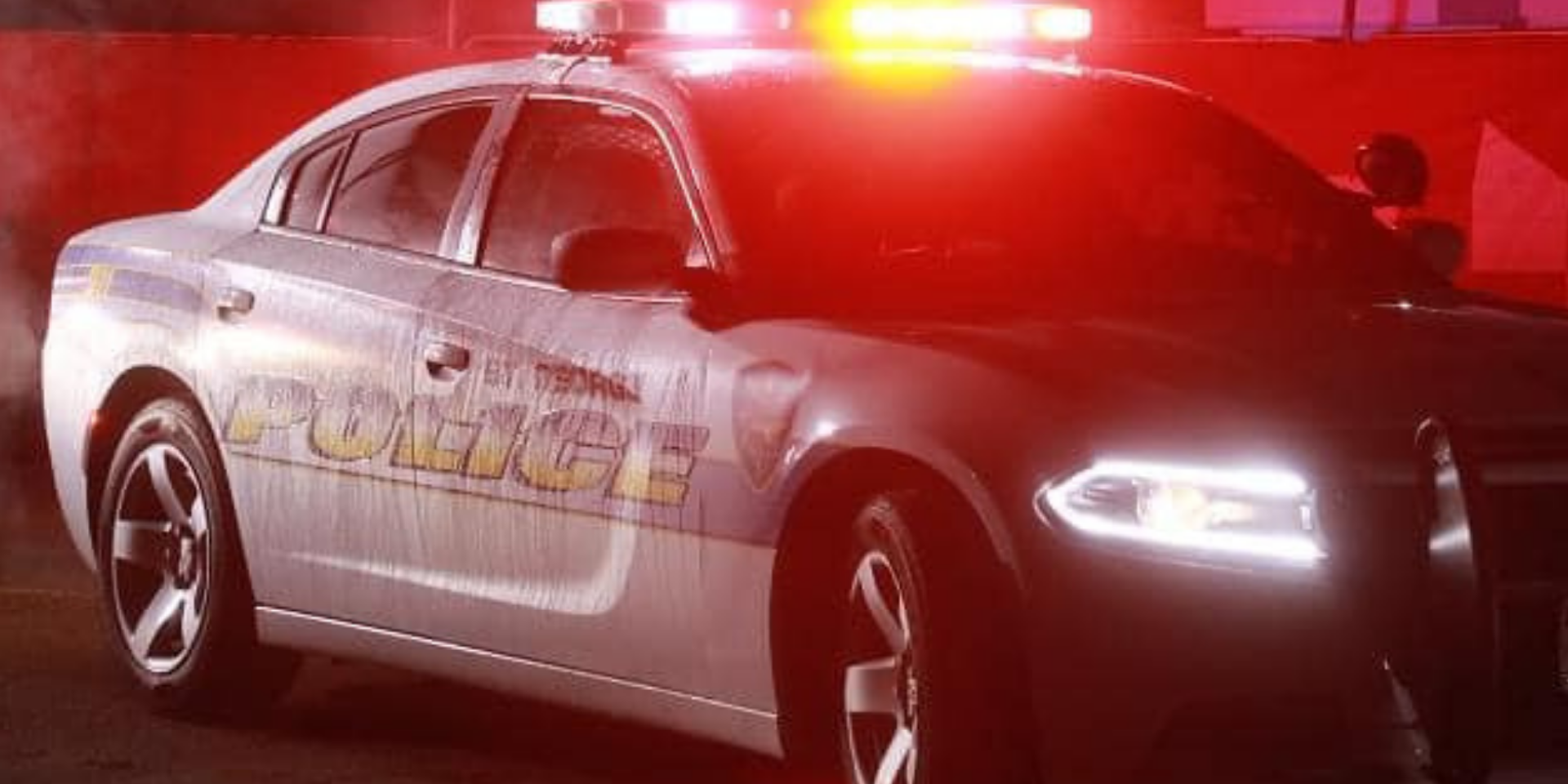 SAINT GEORGE, Utah -- A high-speed pursuit started in St. George Saturday and ended in Mesquite, Ar...