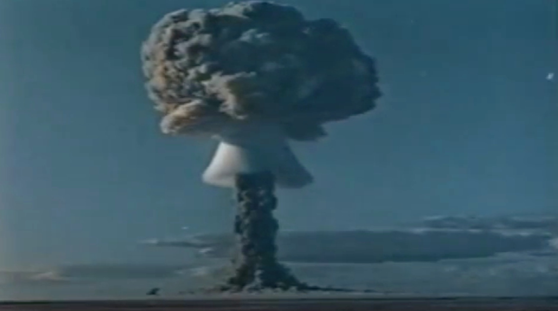 20160307A hydrogen bomb is tested in Nevada. "Downwinders" says the bombs released radioactive ...
