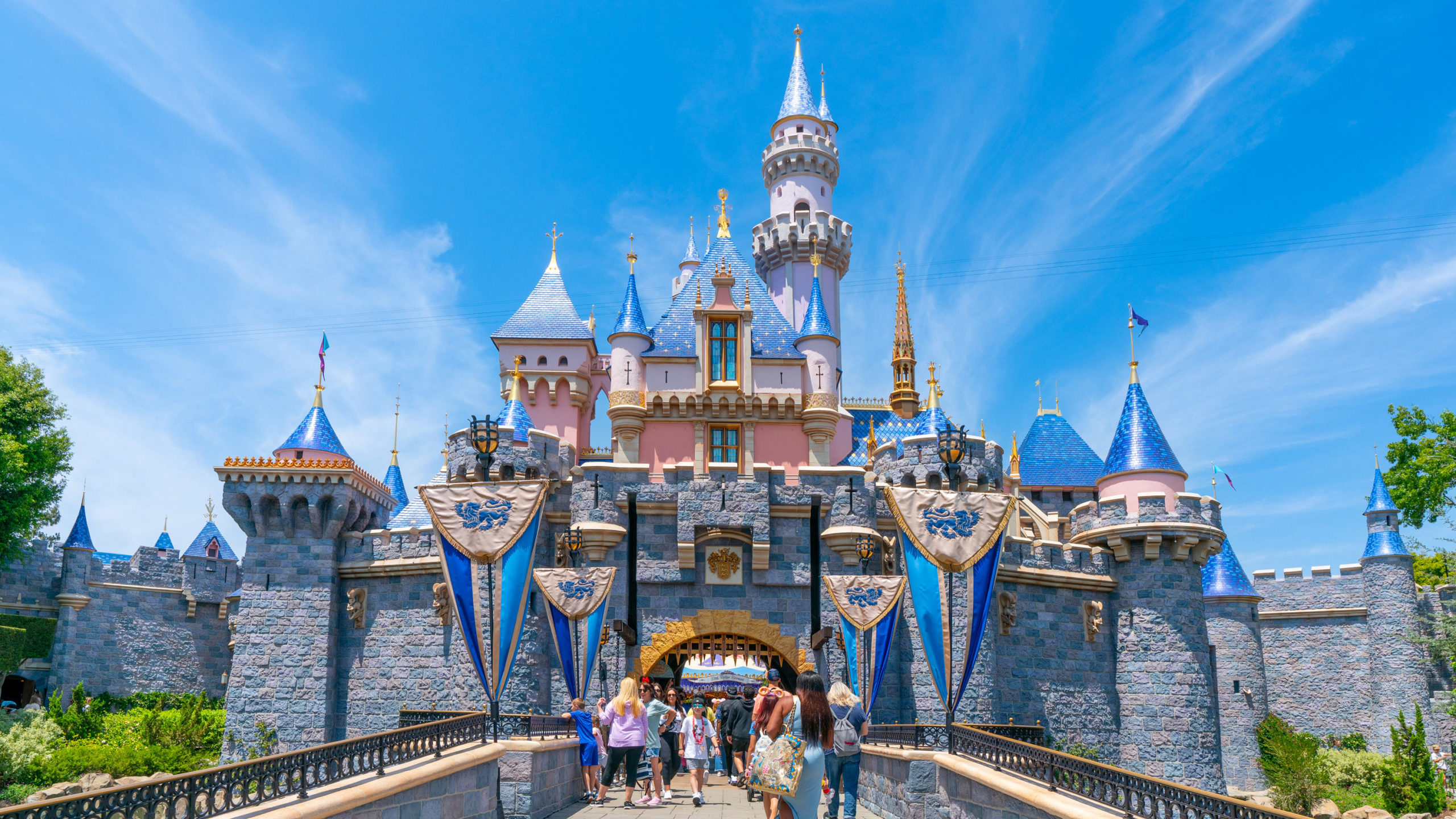 Disneyland Resort is increasing the number of days that guests can visit at its cheapest price. The...