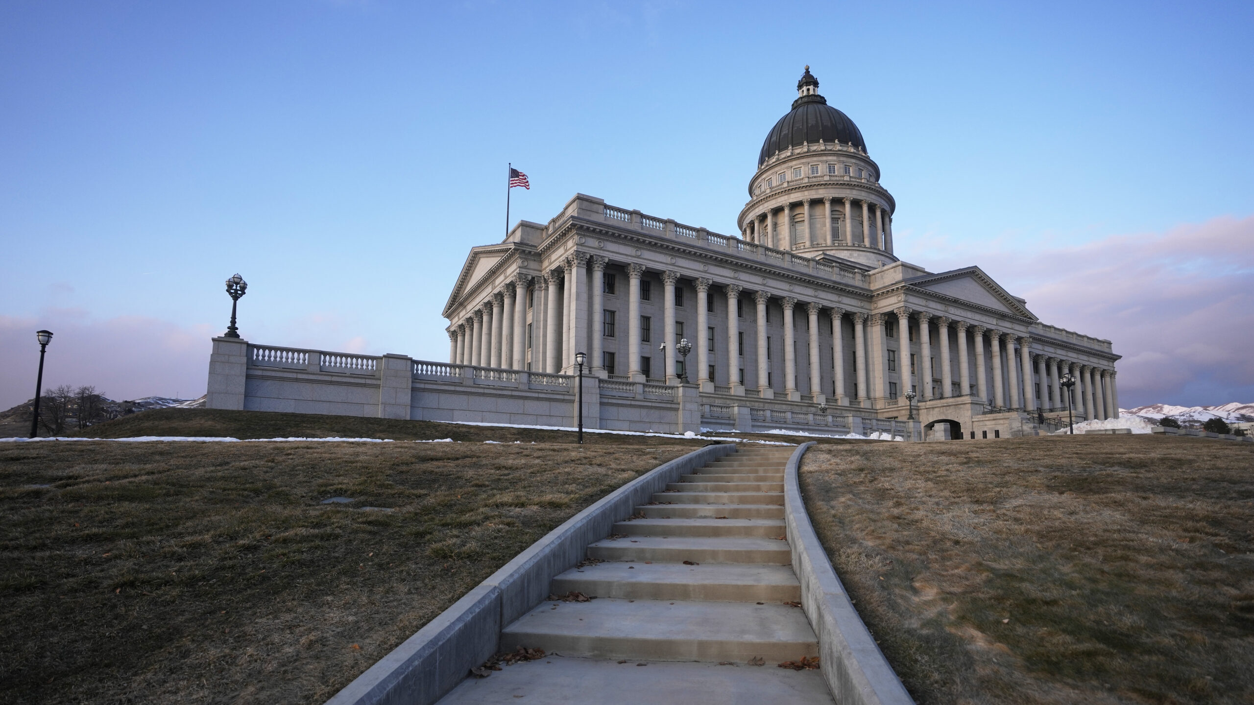 the steps leading to the utah capitol are pictured...