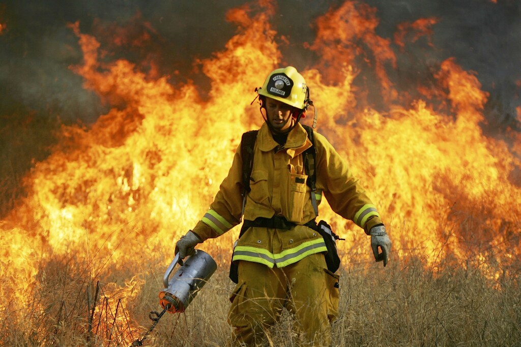 Federal firefighters on verge of quitting...