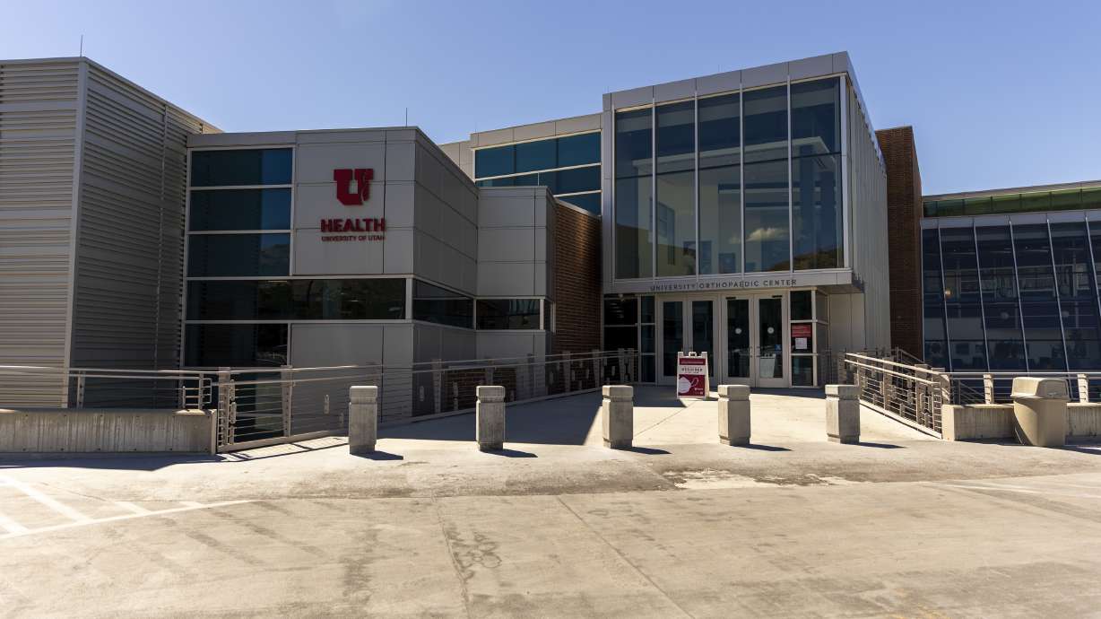 The University of Utah Hospital's front entrance....