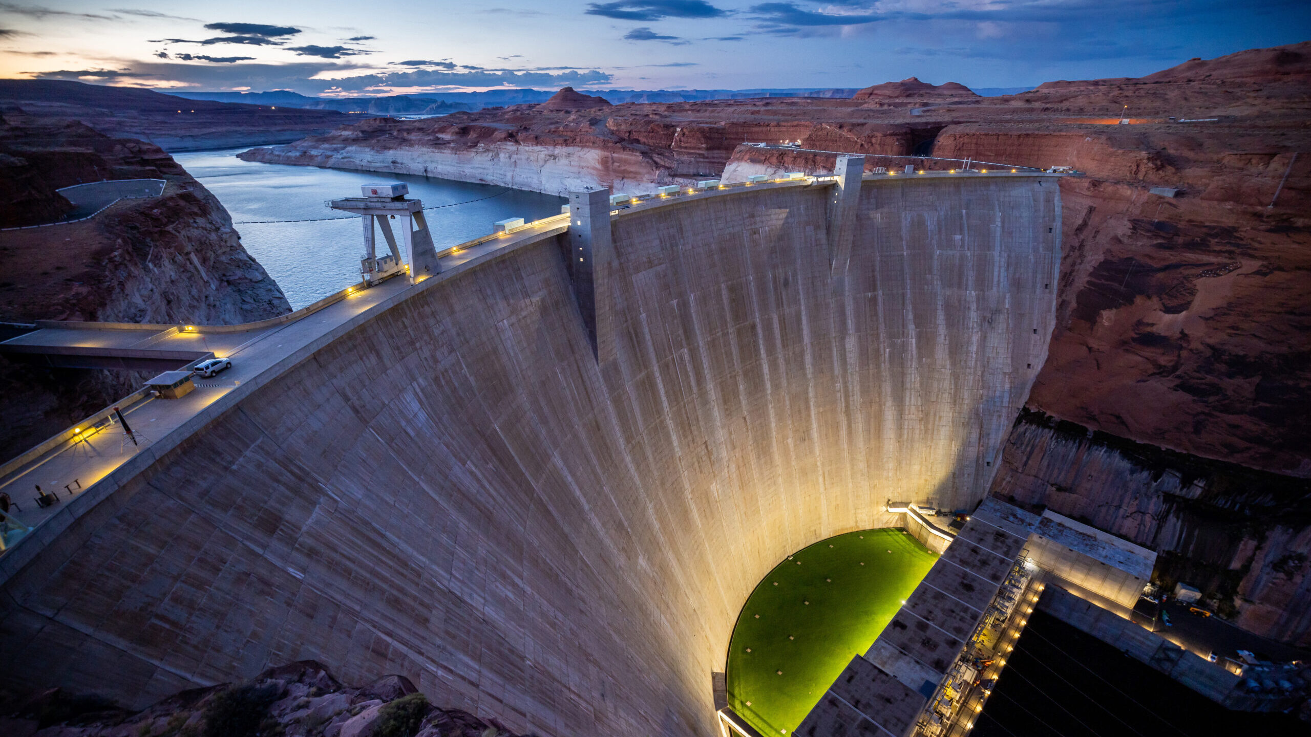 Glen Canyon Dam holds back Lake Powell in Page, Ariz., on Monday, July 18, 2022. (Spenser Heaps/Des...