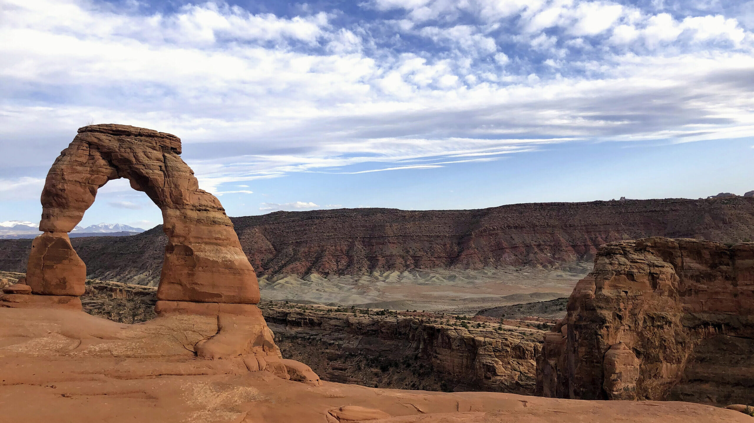 delicate arch at one of utah's mighty 5 national park, arches...