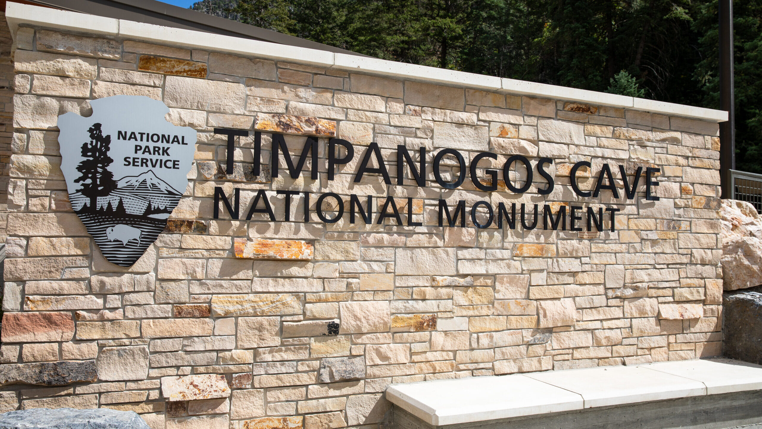 A sign for timpanogos cave national monument...