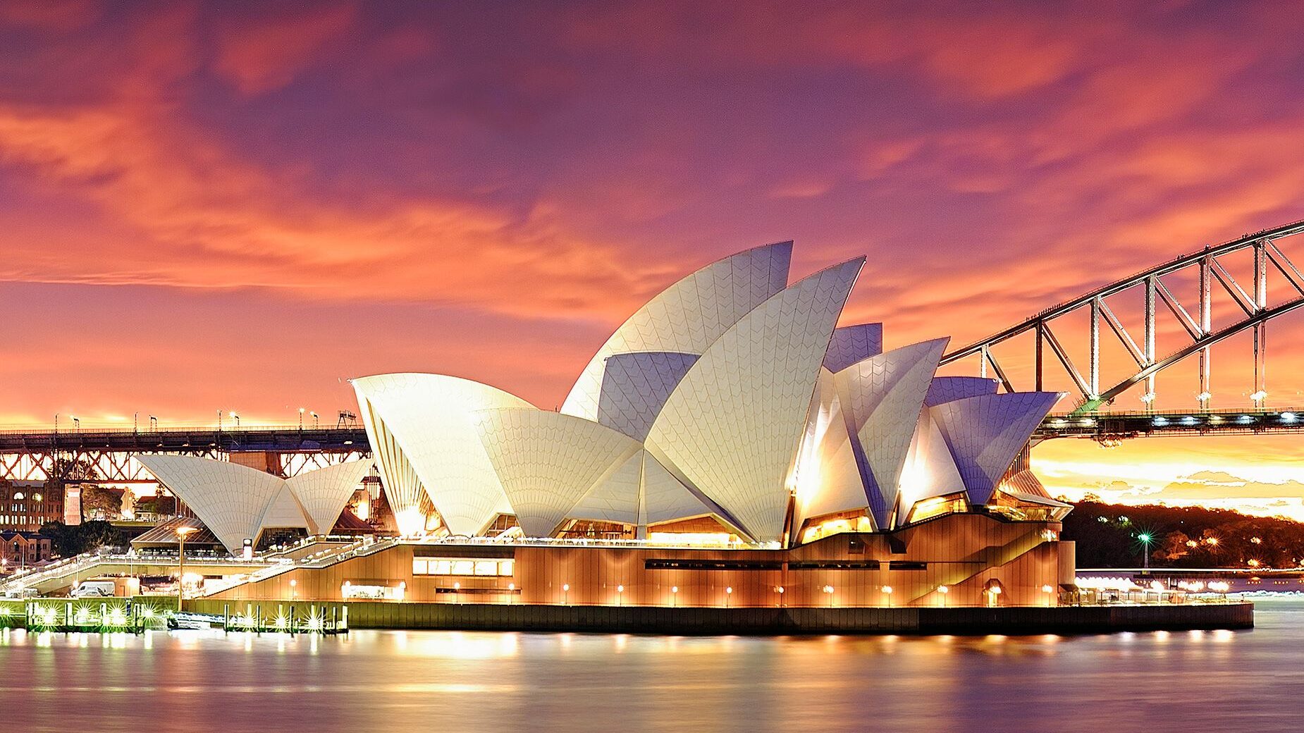 Panoramic scenery of Sydney harbour and Sydney opera house, Australia...