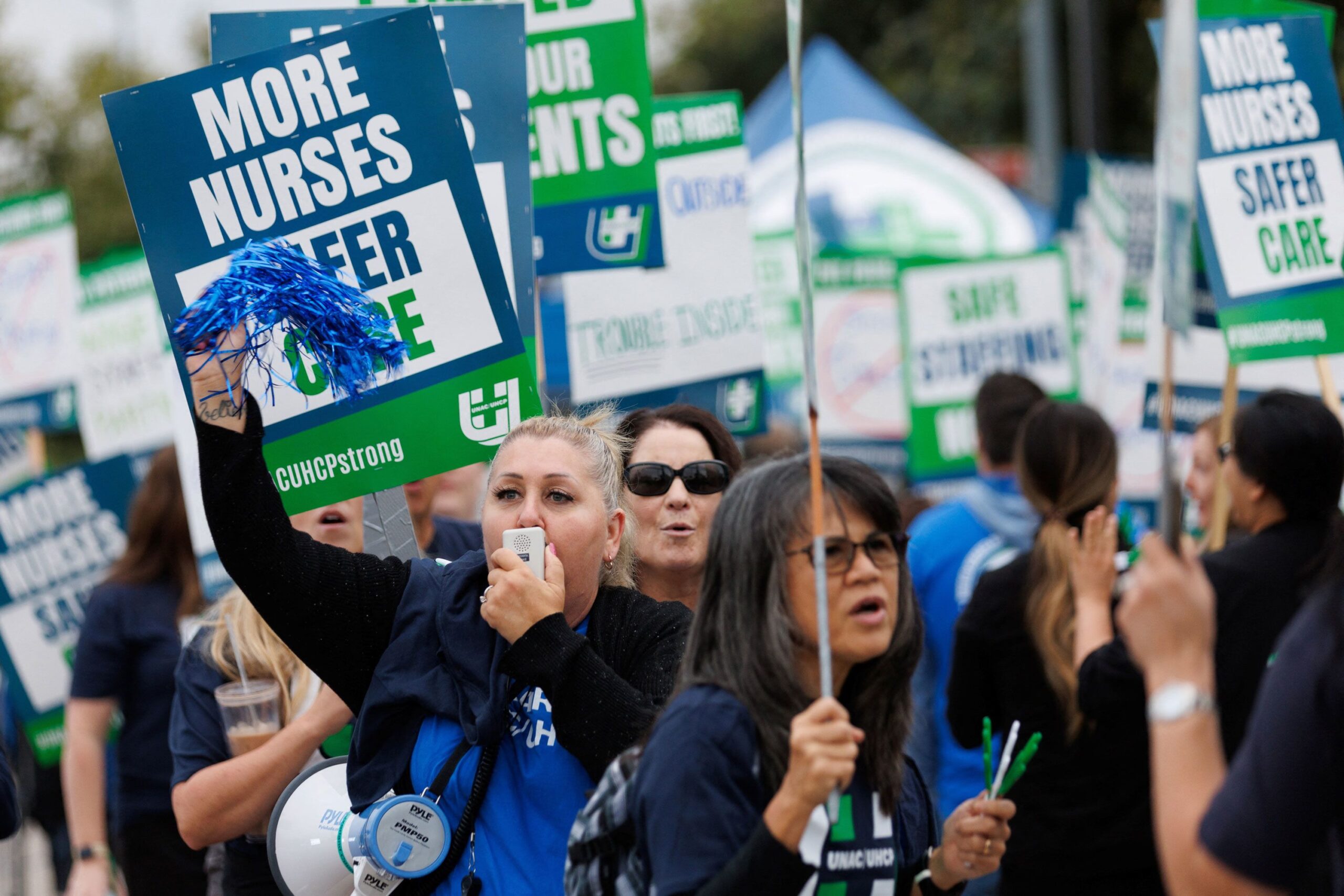 Kaiser workers reached a tentative deal with the company to end a labor dispute.
(Credit: Mike Blak...