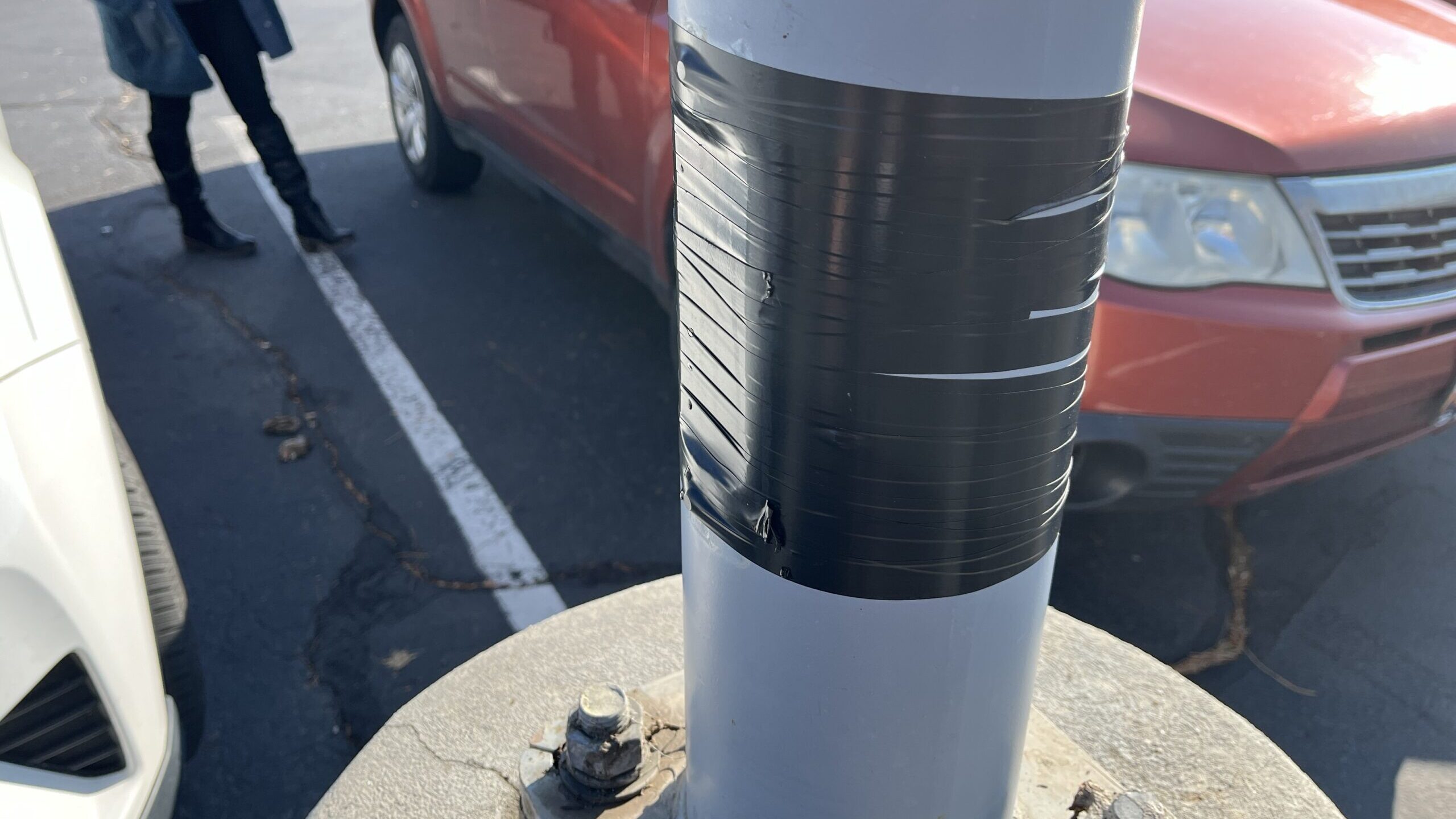 Image of an outdoor light post at Glendale Middle School, one of several schools in the Salt Lake C...