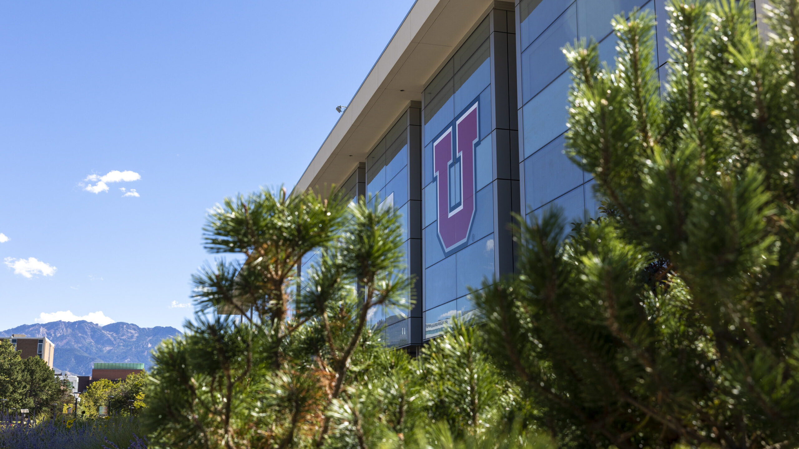 The block U appears on the front of the J. Willard Marriott Library on the University of Utah campu...