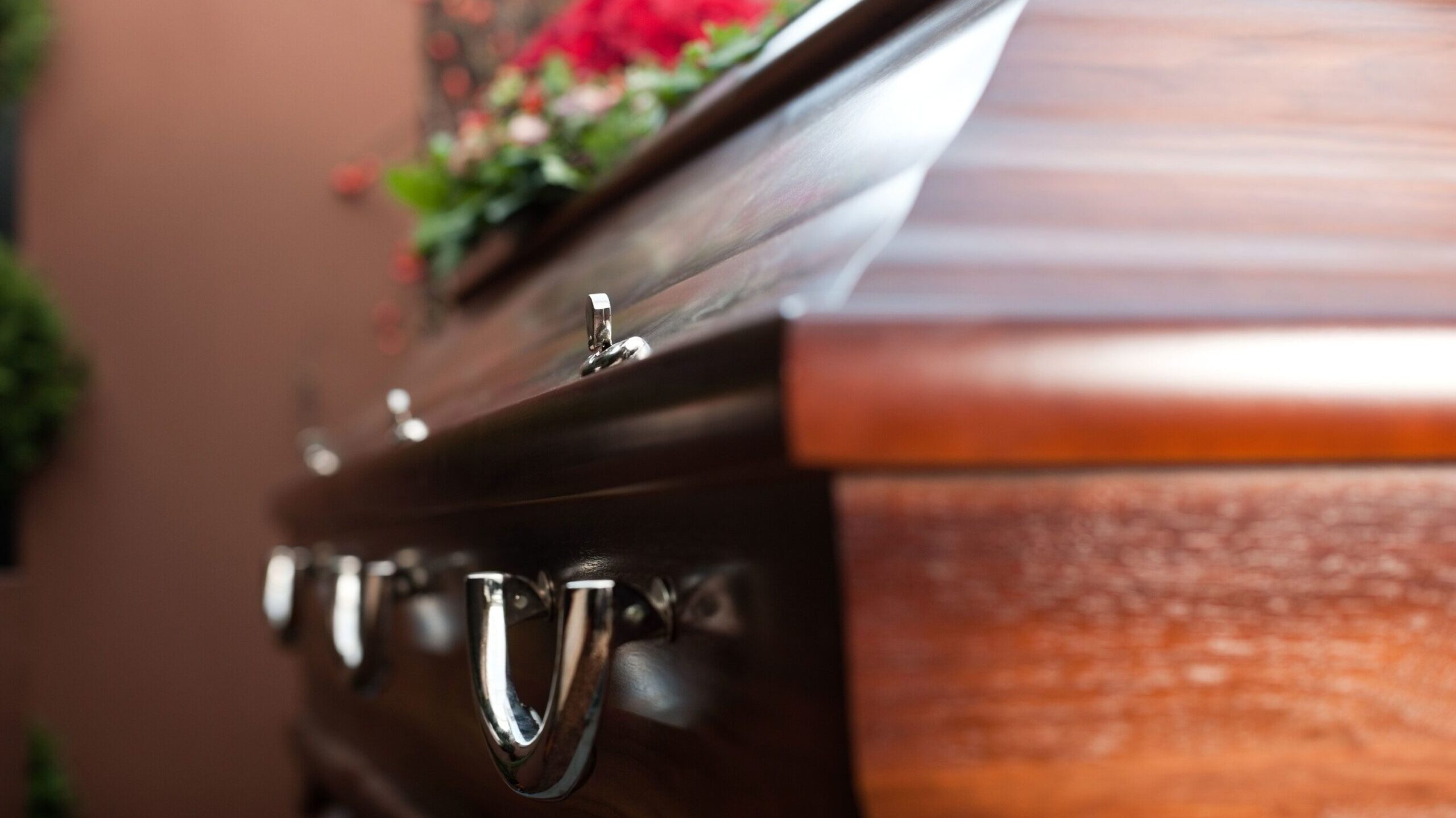 Government warns about funeral pricing...