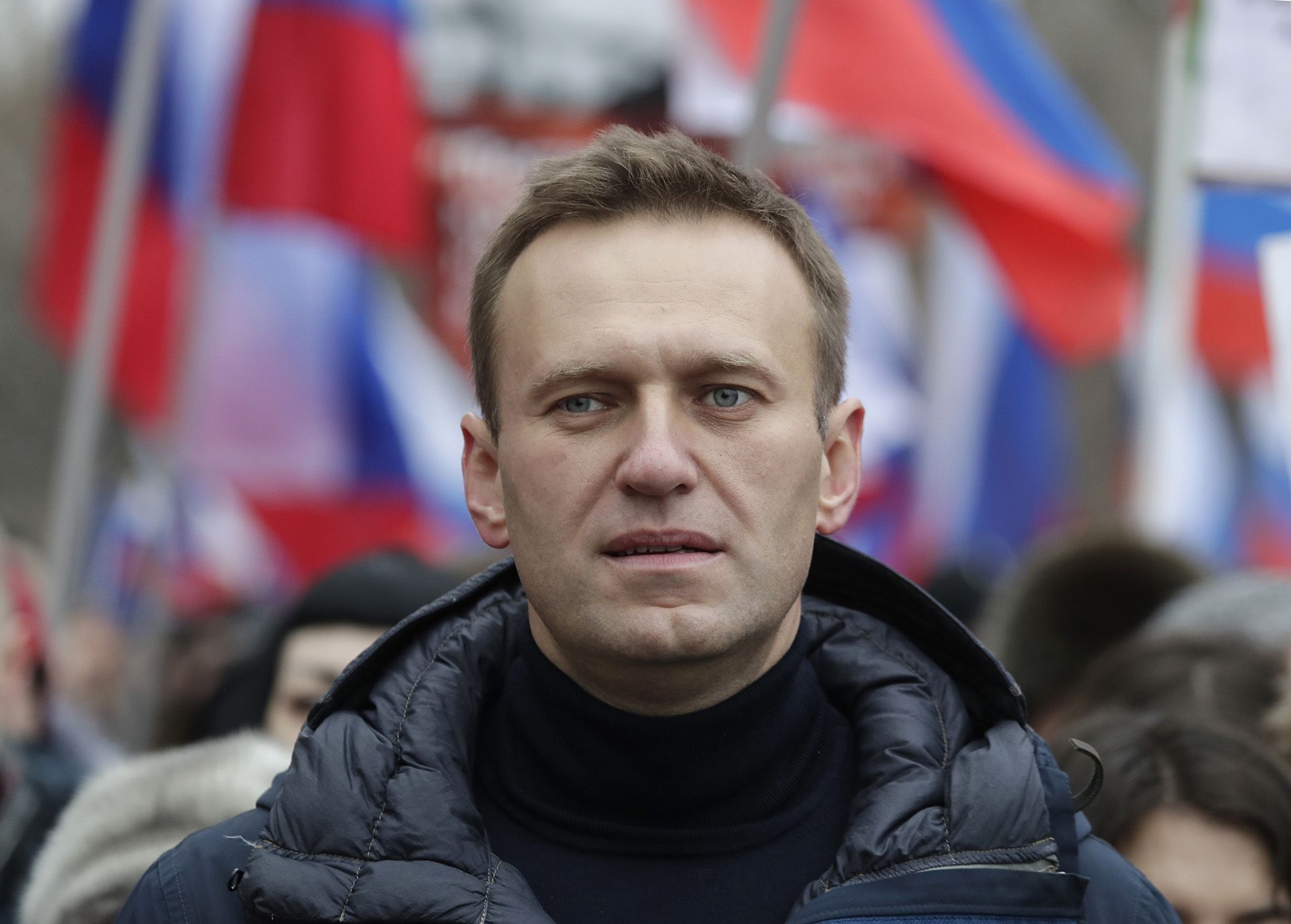 Alexey Navalny dies...