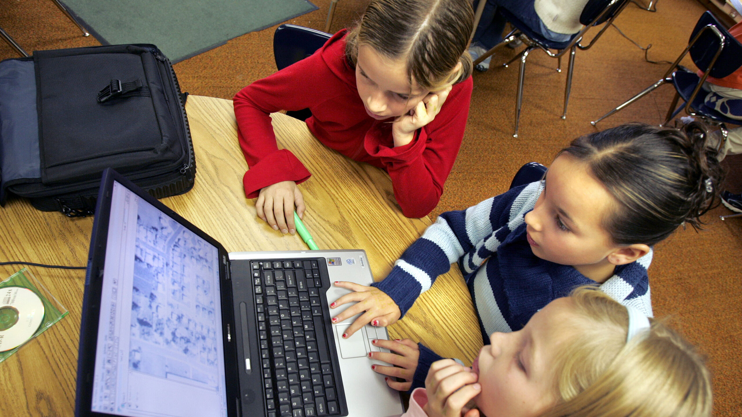 FILE: Students work on a computerize map at Hillsdale Elementary. There is intense interest in the ...