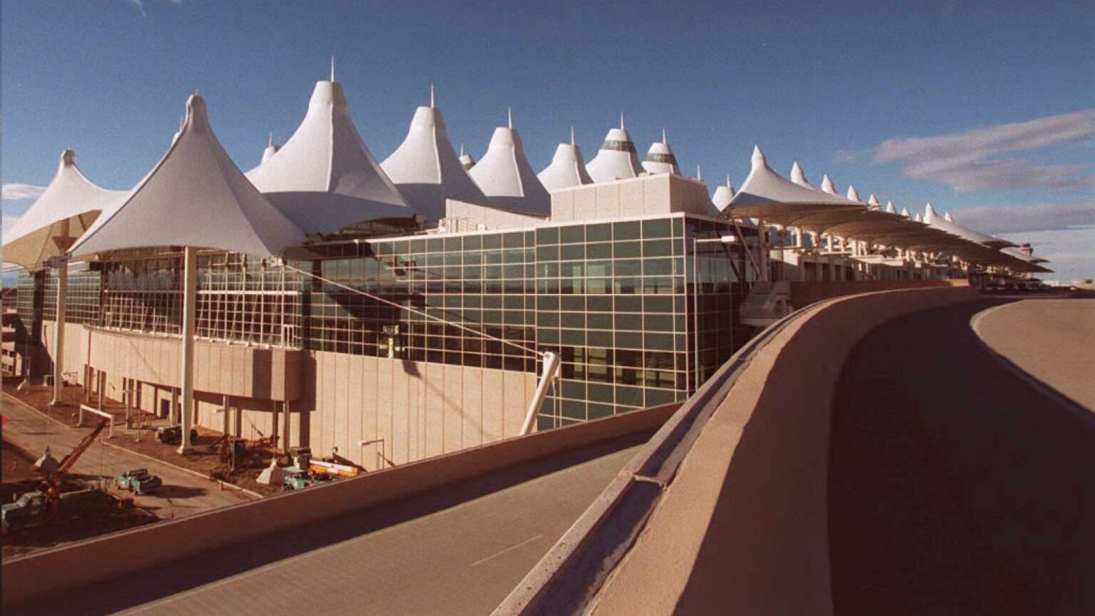 denver airport, a southwest flight from the airport suffered a mechanical issue...