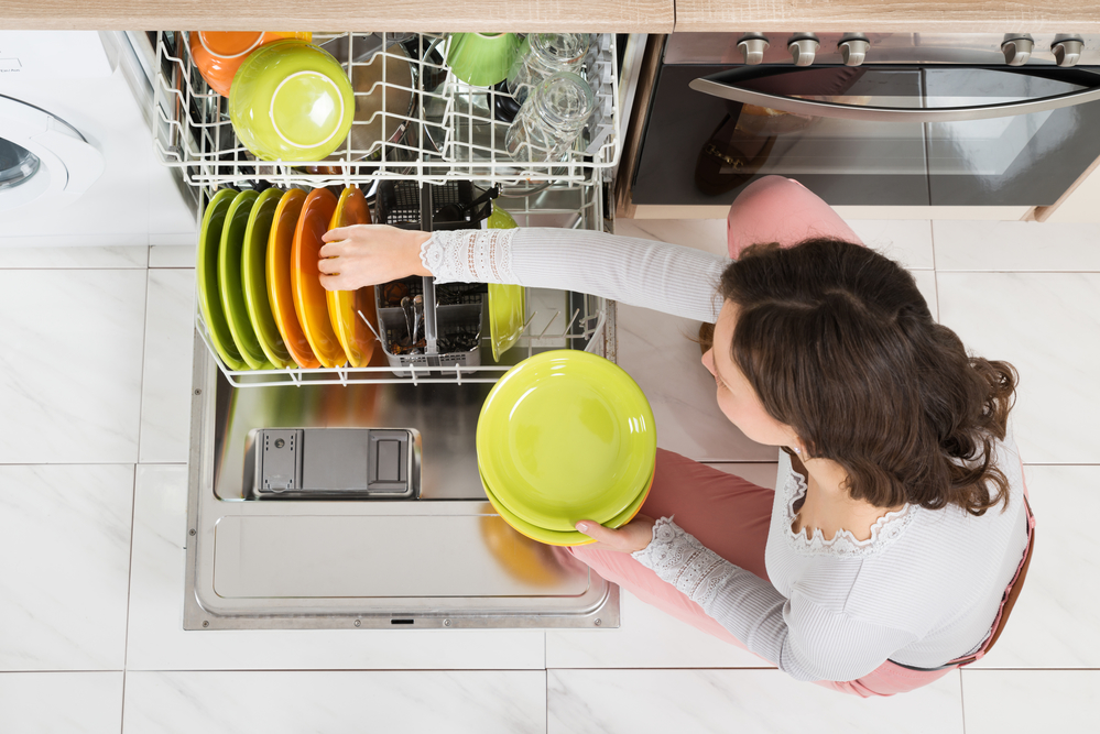 How to load the dishwasher might tax many a relationship. But there is a right way to do it....
