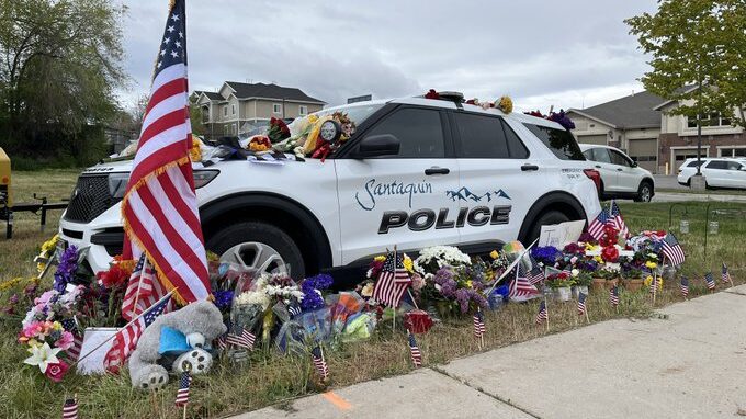 Santaquin residence are honoring the officer who died on Sunday. A memorial has been set up for peo...