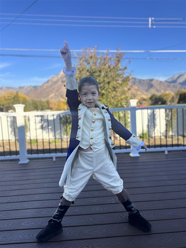 Stevie Ryan dressed up as Alexander Hamilton for Halloween. (Photo courtesy: Jeanna Ryan)