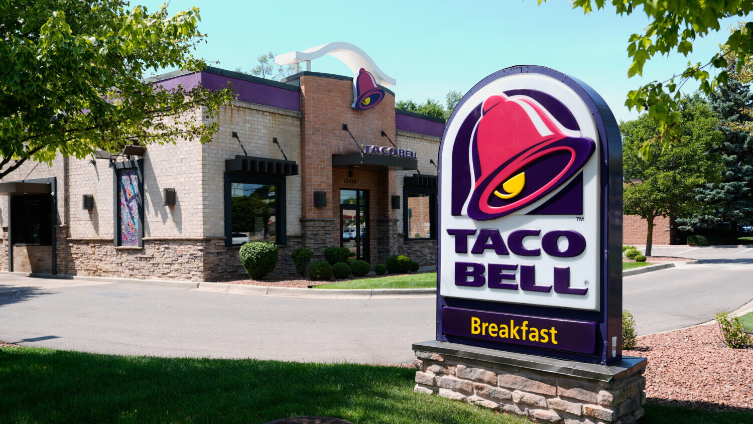 A Taco Bell fast food restaurant is shown Tuesday, July 14, 2026, in Taylor, Mich. Federal health o...